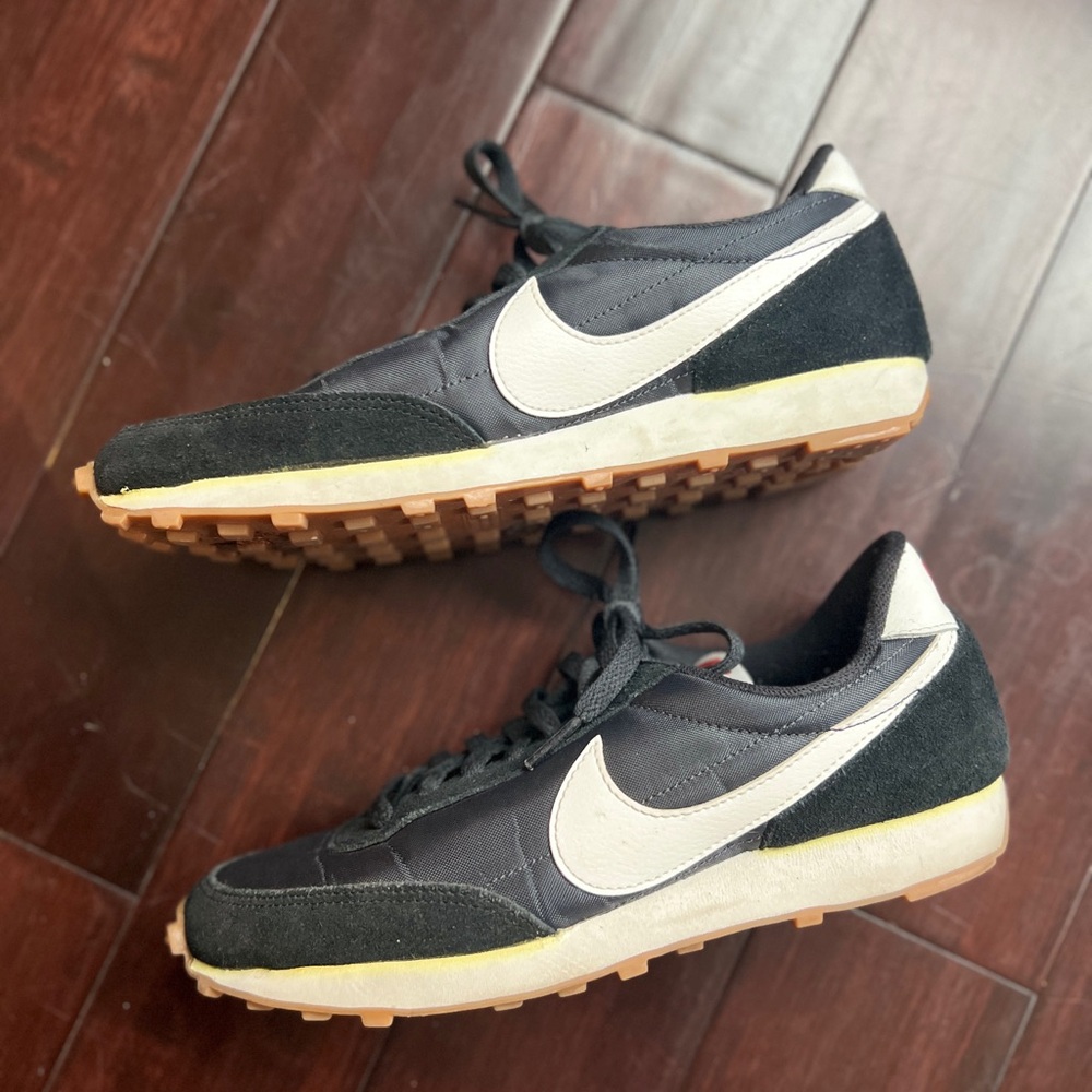 Nike cortez light Black and White Sneakers